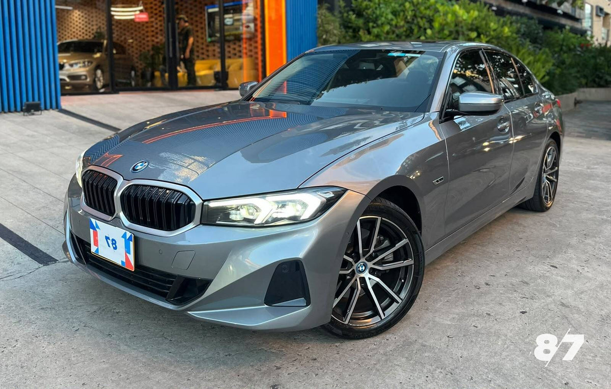 BMW Serie 3 330e Sport Line híbrida enchufable usada en Bogotá | 87 AUTOS