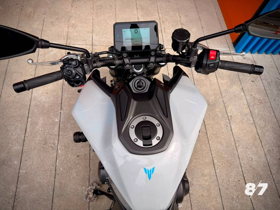 10_air_ref.jpg