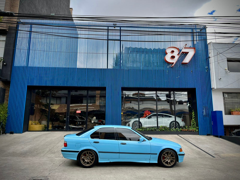 BMW 325I