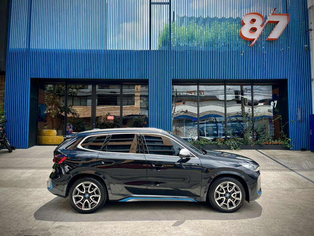 BMW IX1 XDRIVE 30