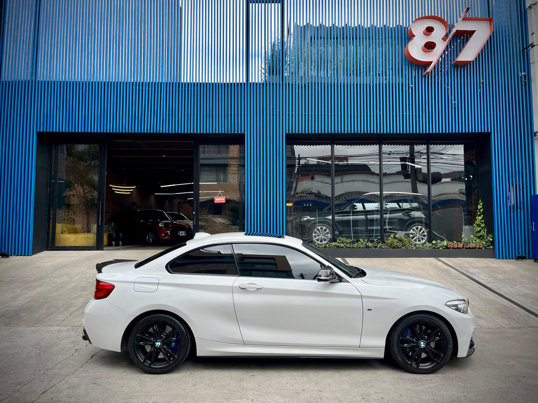 BMW M240i