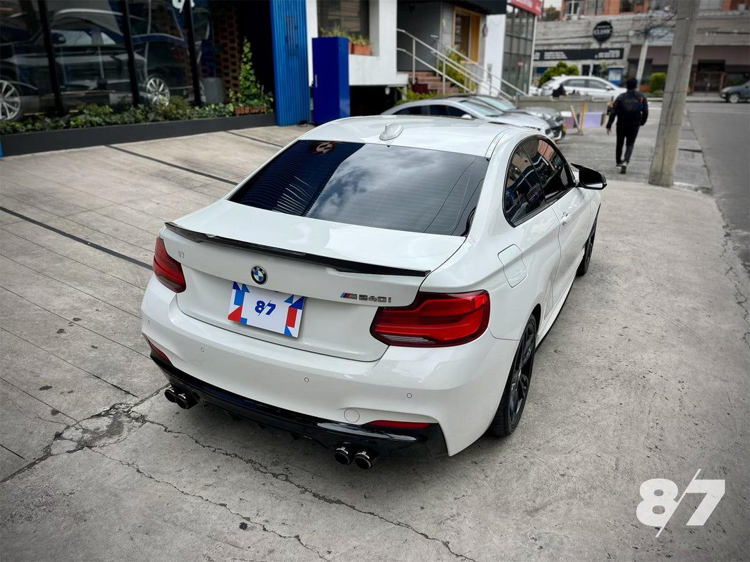 BMW M240i