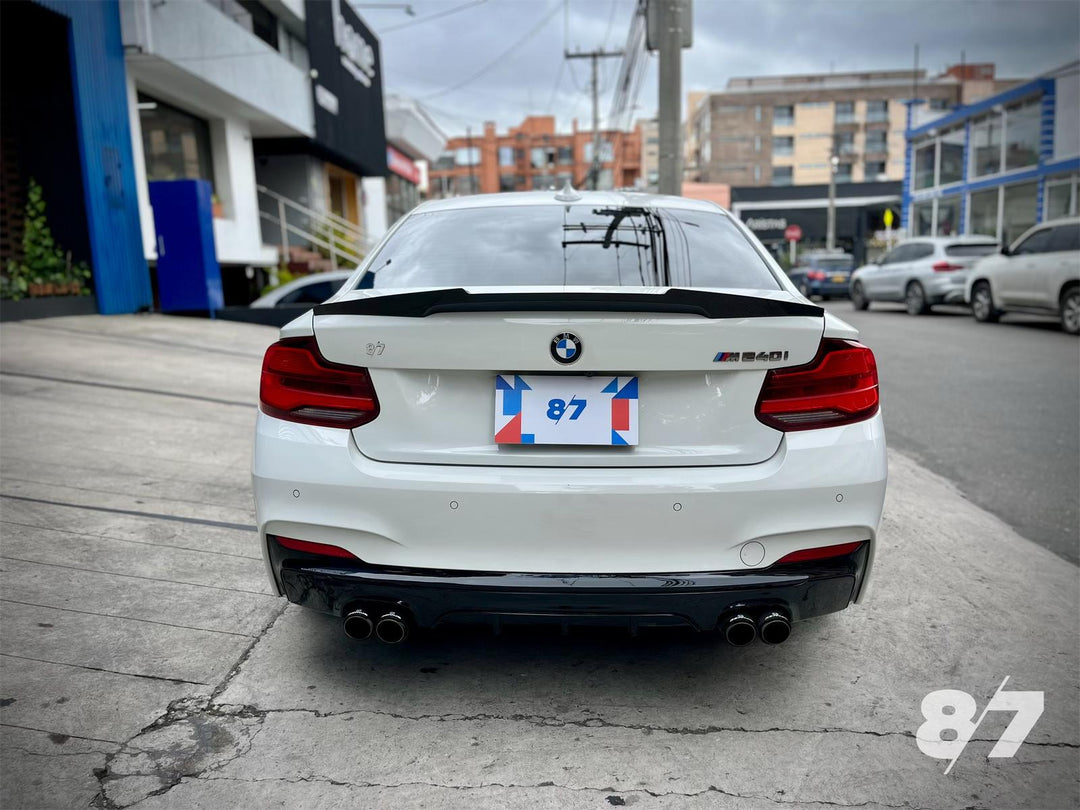 BMW M240i