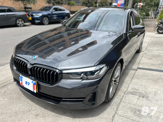 BMW 530i