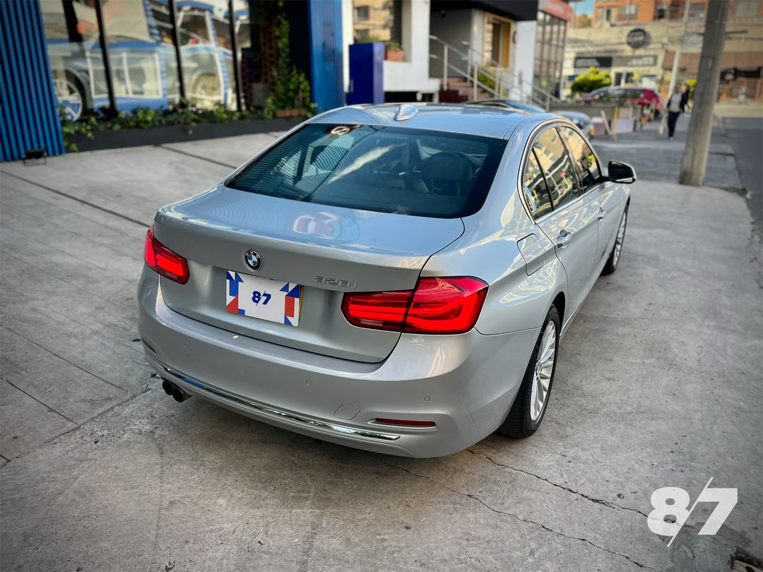 BMW SERIE 3 320I