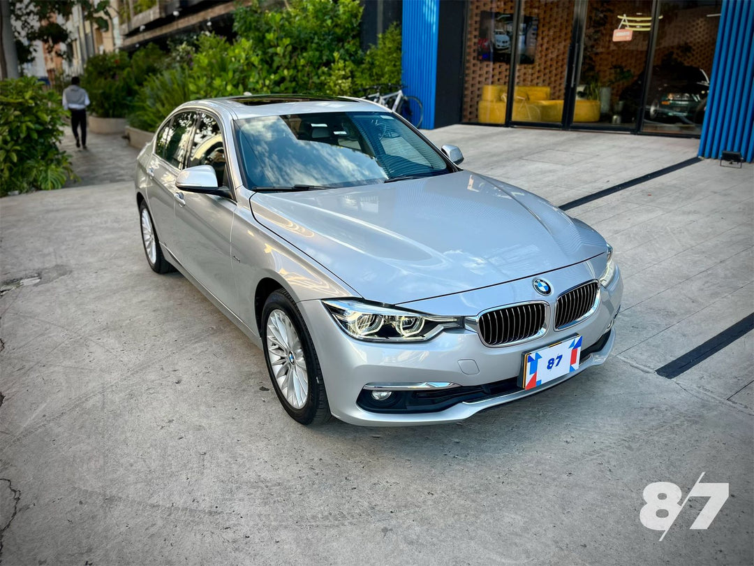 BMW SERIE 3 320I