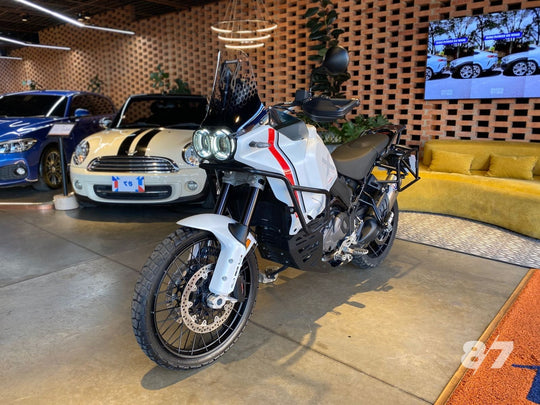DUCATI DESERT X
