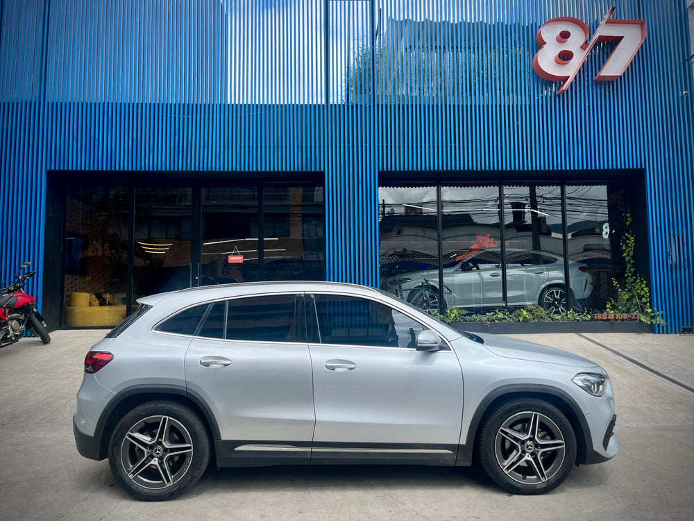 Mercedes-Benz GLA 200 AMG Line