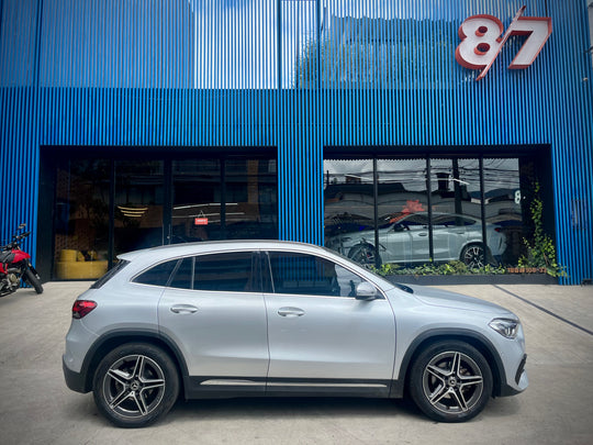 Mercedes-Benz GLA 200 AMG Line