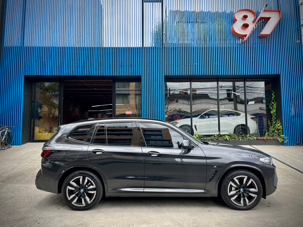 BMW IX3 M SPORT