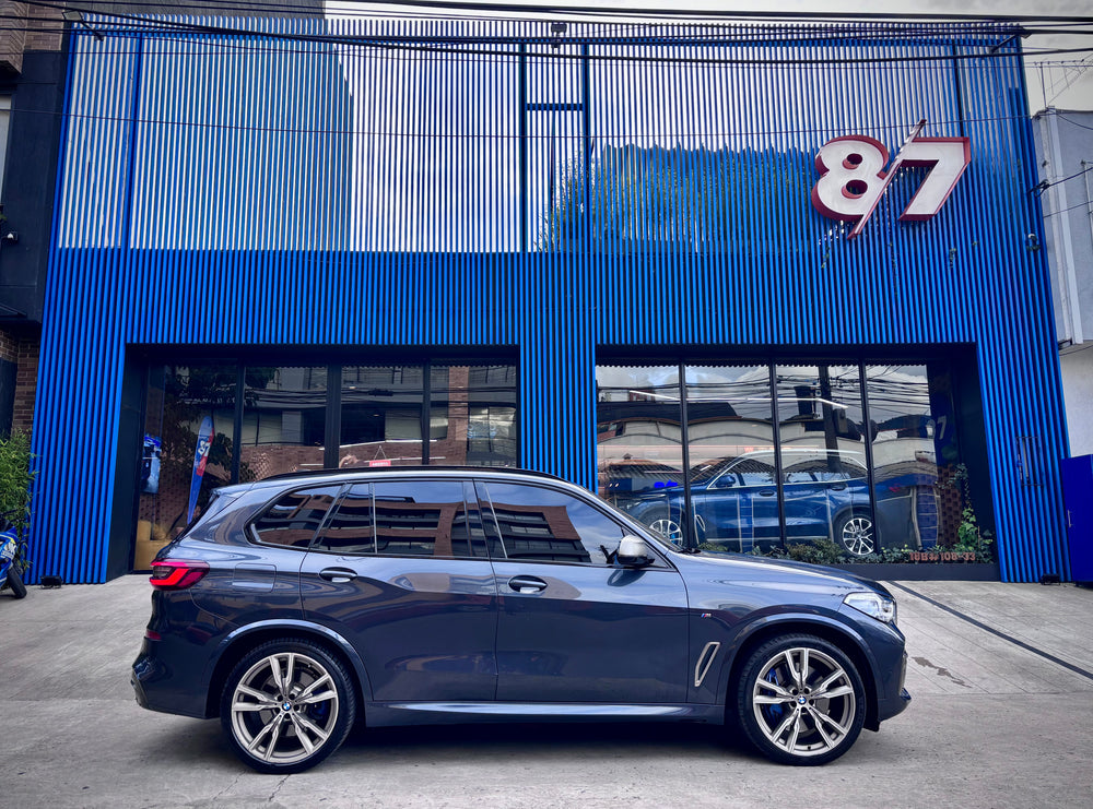 BMW X5 M50I XDRIVE - BLINDADA