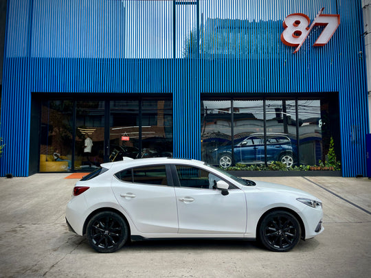 MAZDA 3 HATCH BACK