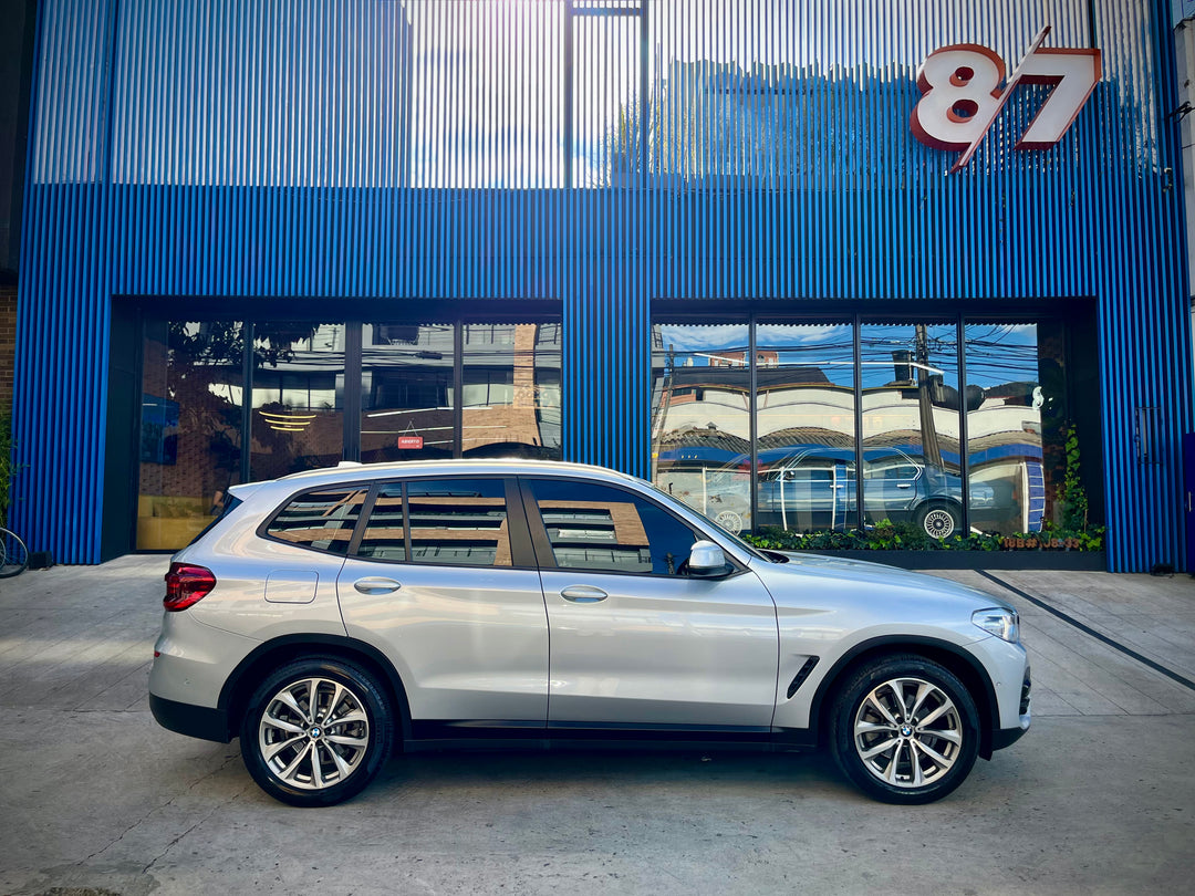 BMW X3 XDRIVE 30i