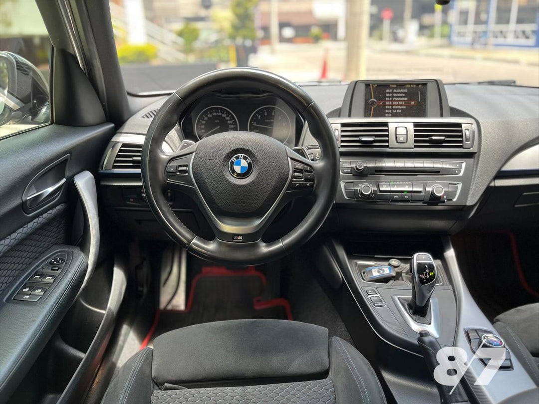 BMW SERIE 1 M135I 5 TUERER