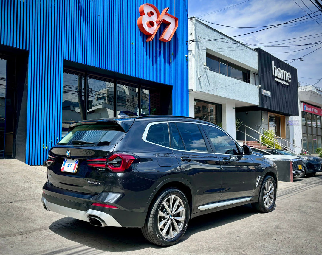 BMW X3 XDRIVE 30I