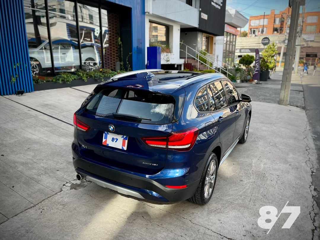 BMW  X1 SDRIVE 18I