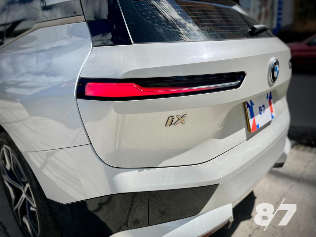 BMW  IX XDRIVE40