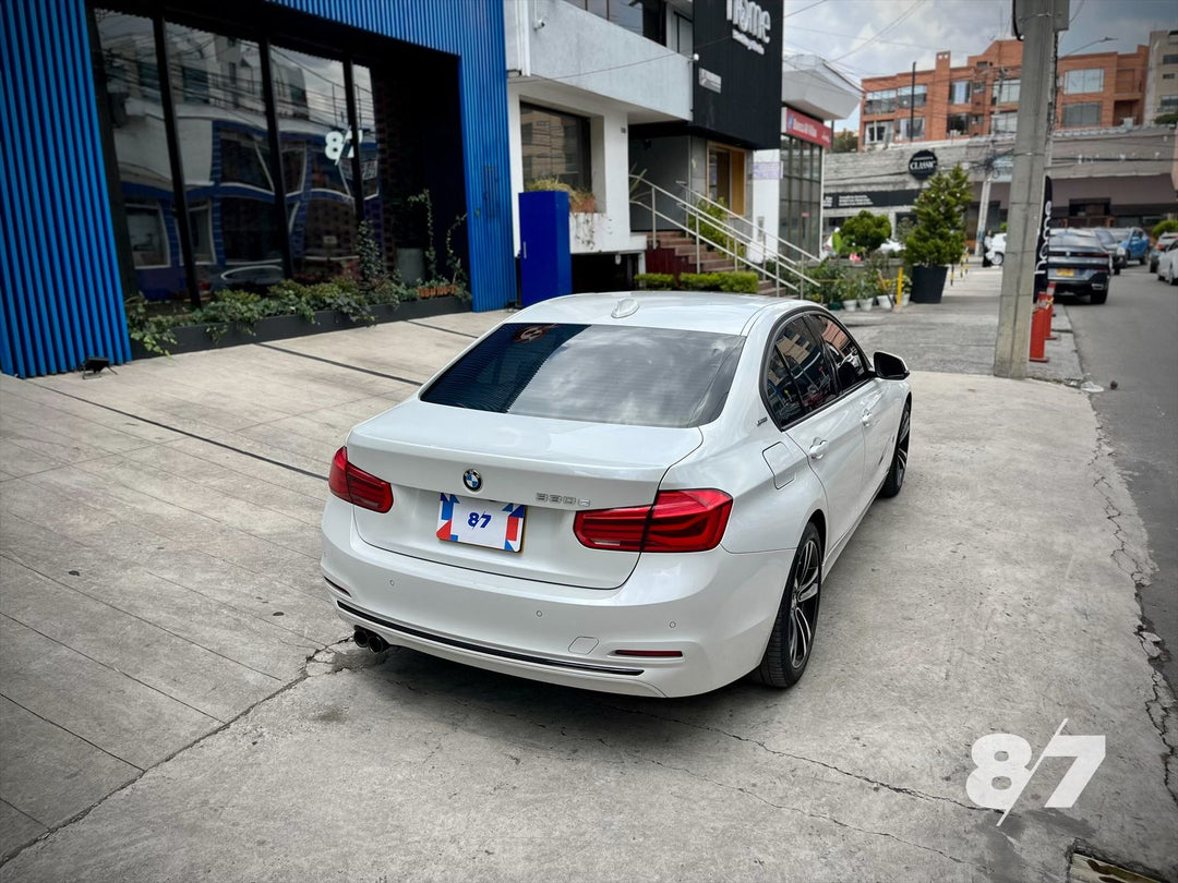 BMW 330e Hibrido