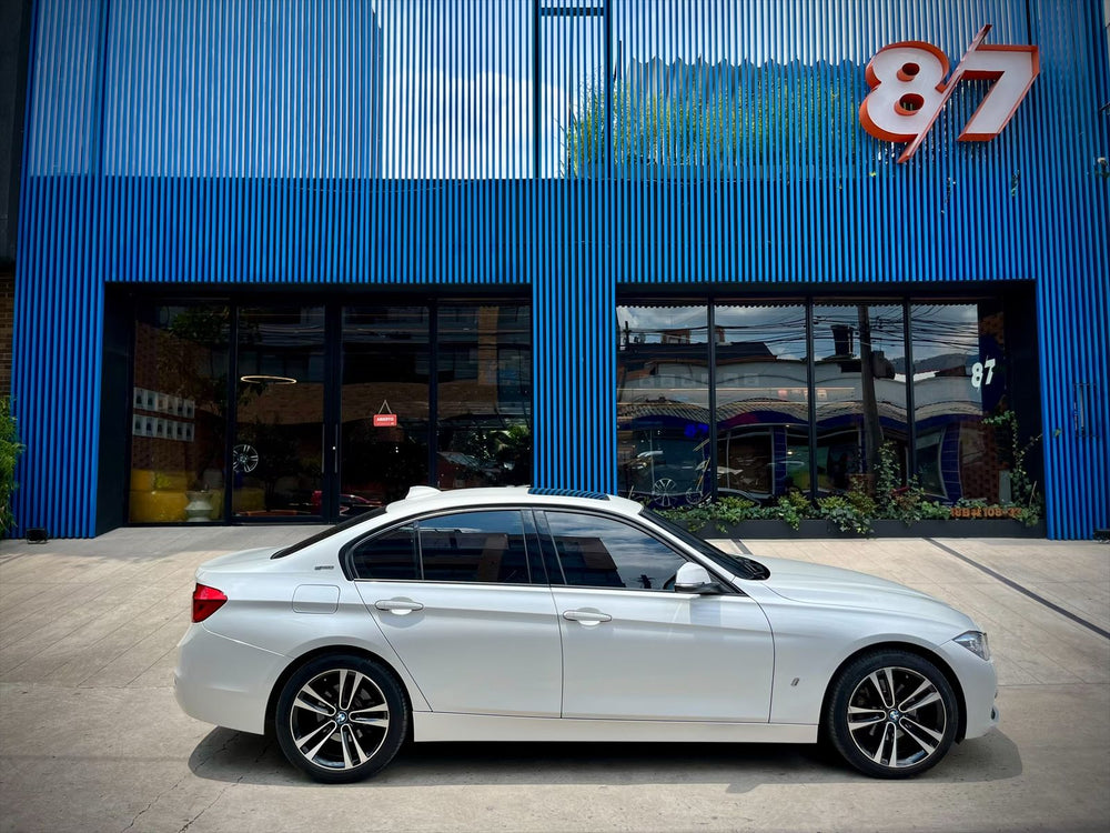 BMW 330e Hibrido