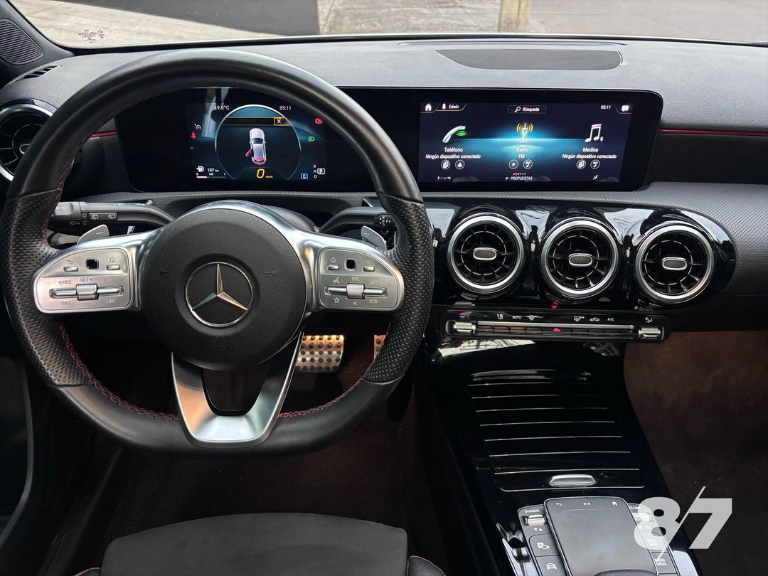 MERCEDES BENZ A 200