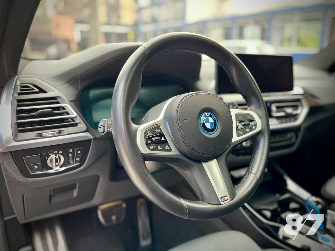 BMW IX3 M SPORT