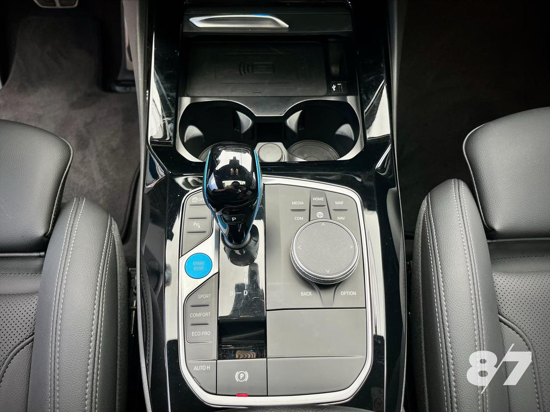BMW IX3 M SPORT