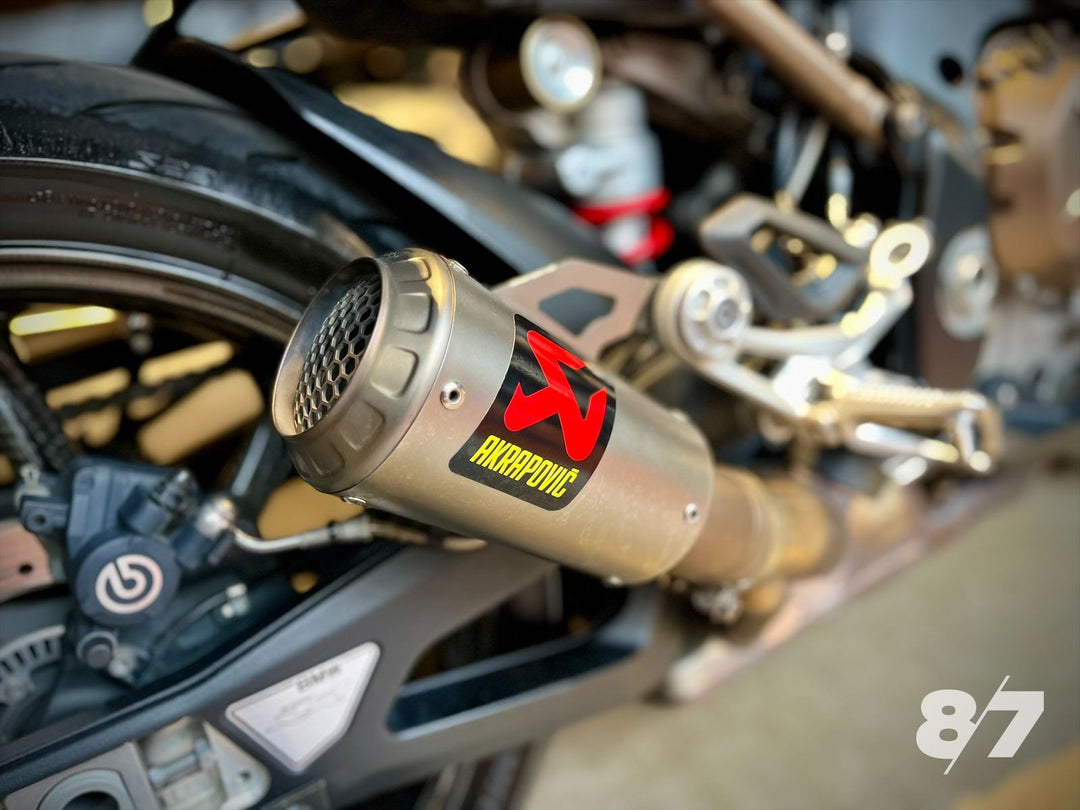 DUCATI MONSTER