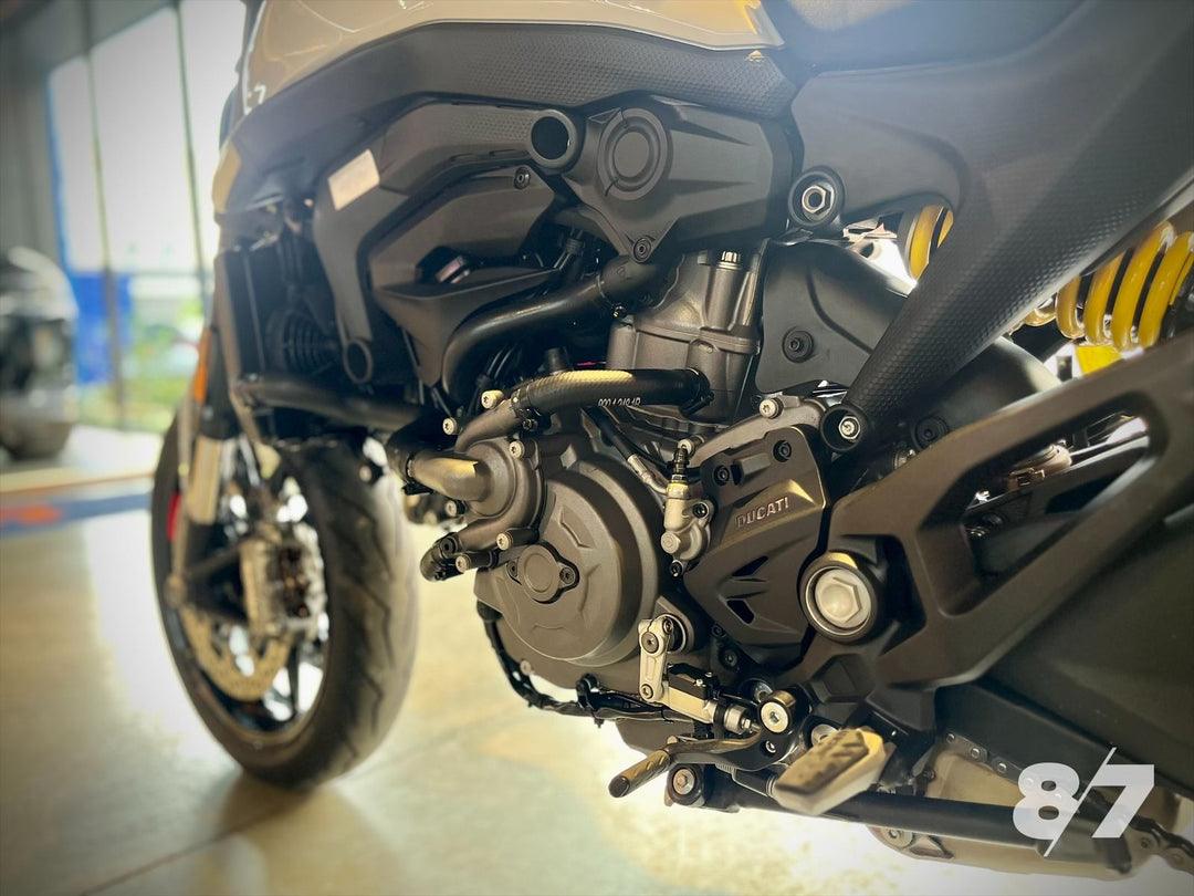 DUCATI MONSTER