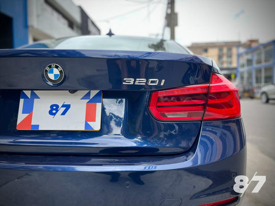 BMW 320i