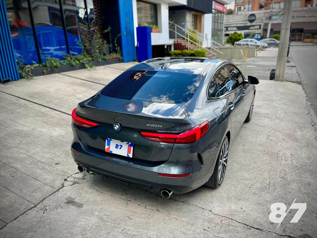 BMW 220i GRAN COUPE