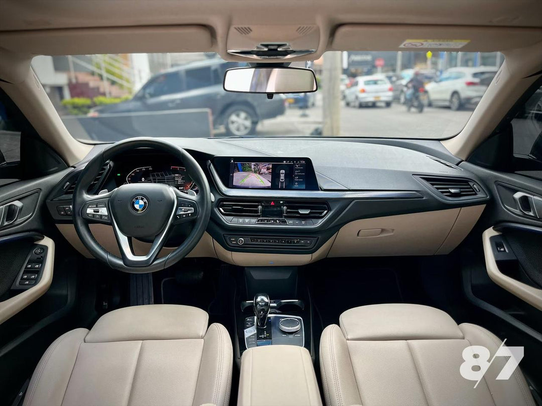 BMW 220i GRAN COUPE