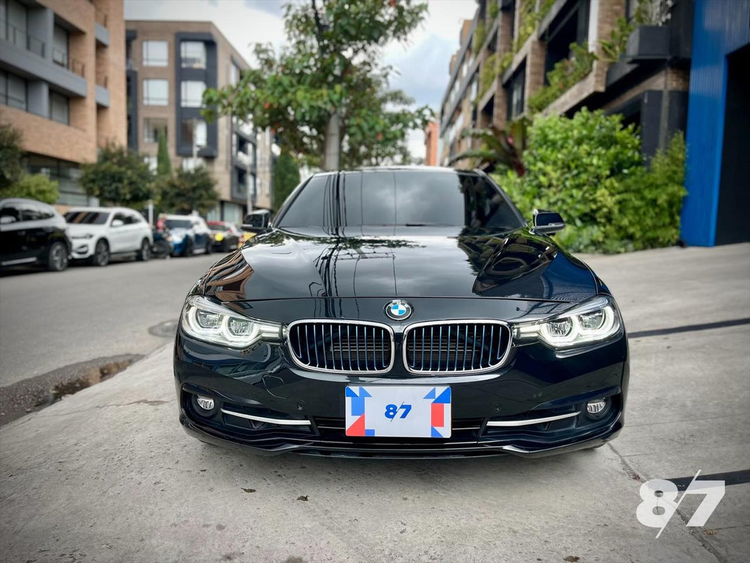 BMW 330e HIBRÍDO