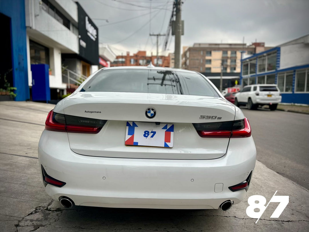 BMW 330E PLUG-IN HYBRID