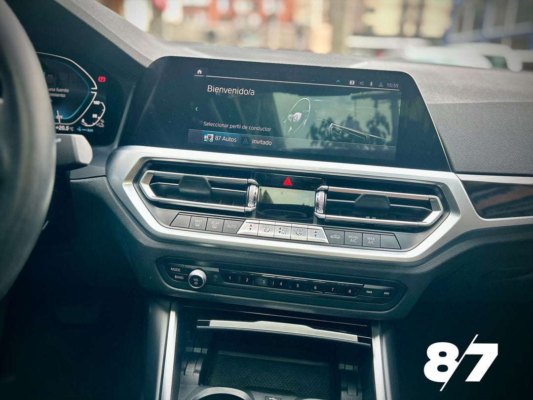 BMW 330E PLUG-IN HYBRID