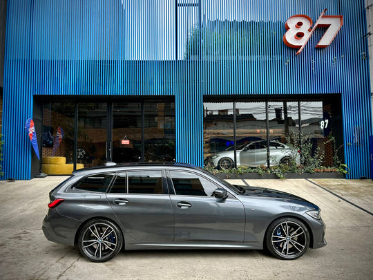 BMW 330i Touring