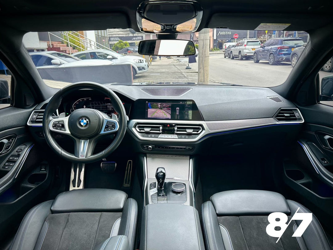 BMW 330i Touring