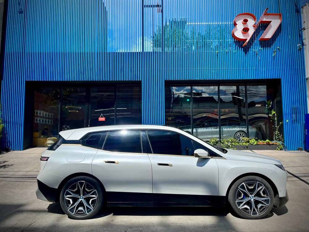 BMW IX XDrive40I