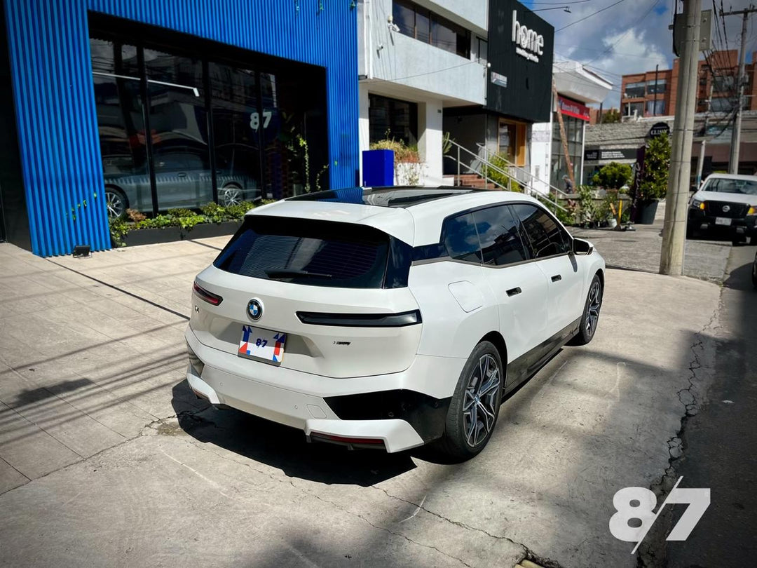 BMW IX XDrive40I
