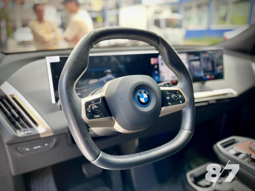 BMW IX XDrive40I