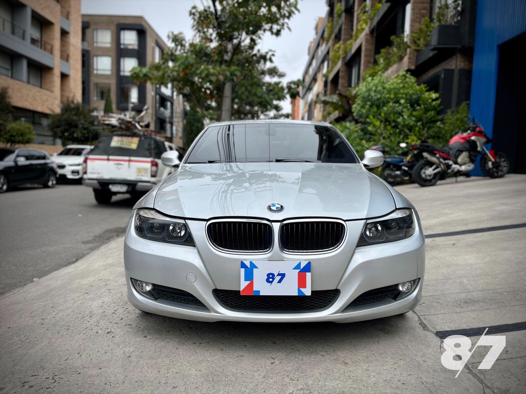BMW 320D LCI EXCLUSIVE