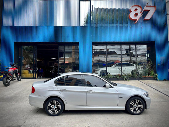 BMW 320D LCI EXCLUSIVE