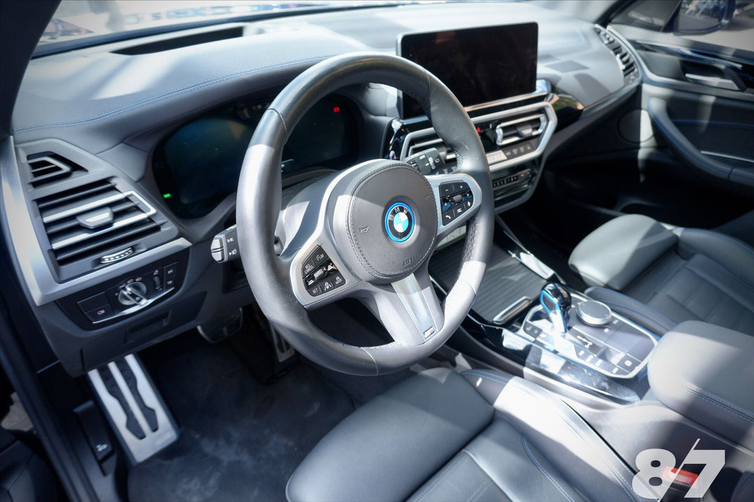 BMW IX3 M SPORT