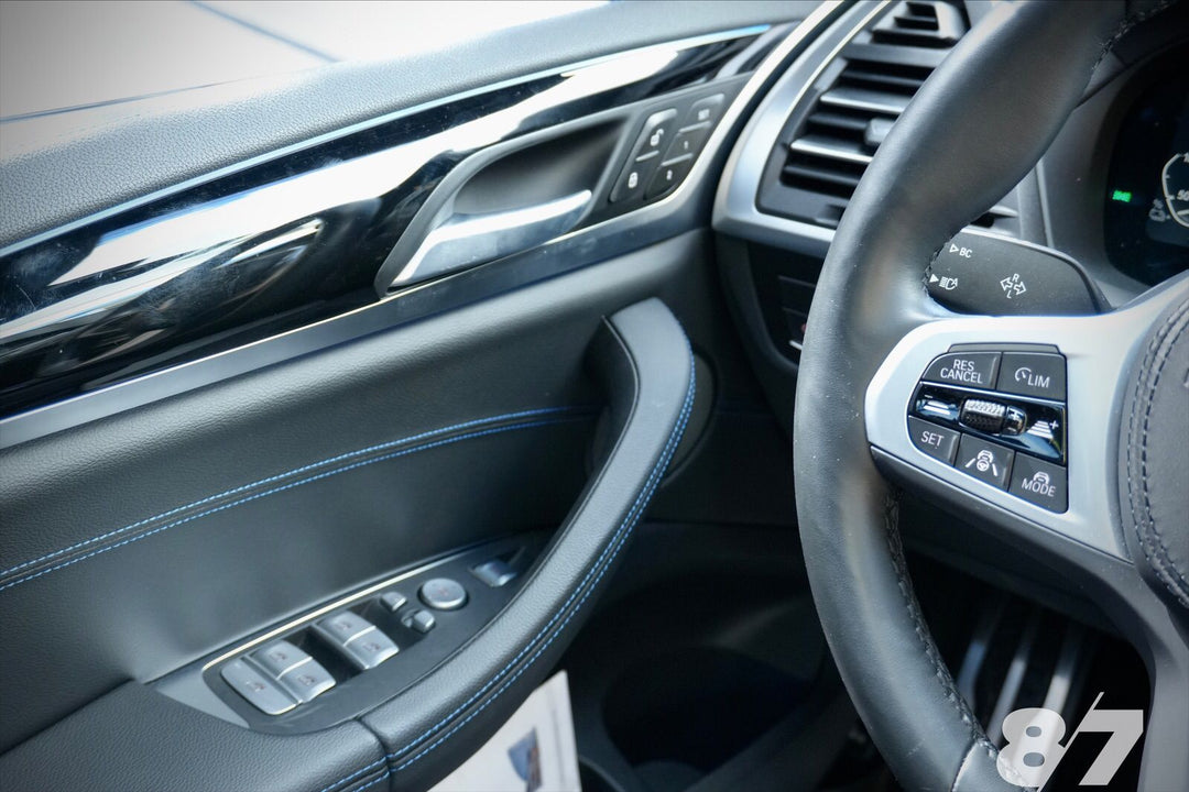 BMW IX3 M SPORT