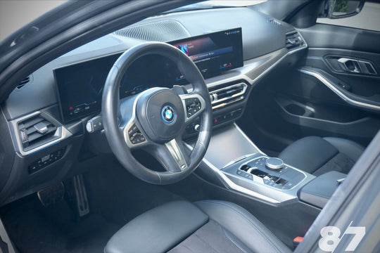 BMW 330E M SPORT PLUG IN