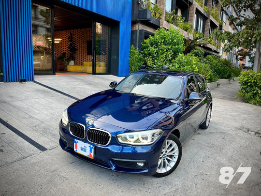 BMW 120i CONNECT