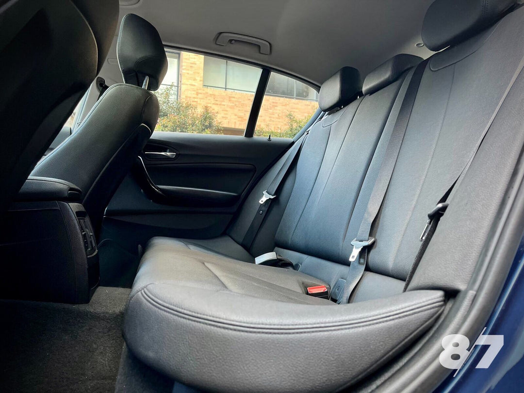 BMW 120i CONNECT