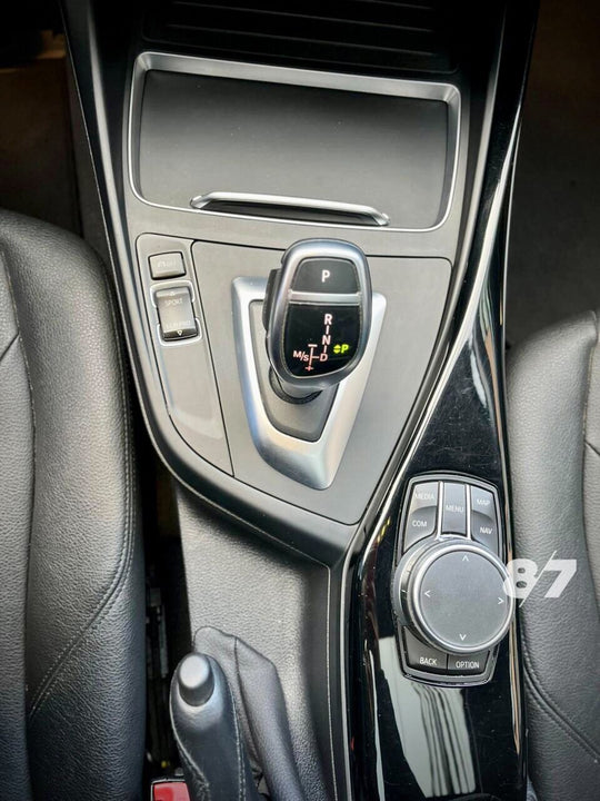BMW 120i CONNECT
