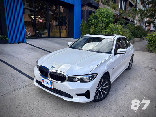 BMW 330E PLUG-IN HYBRID