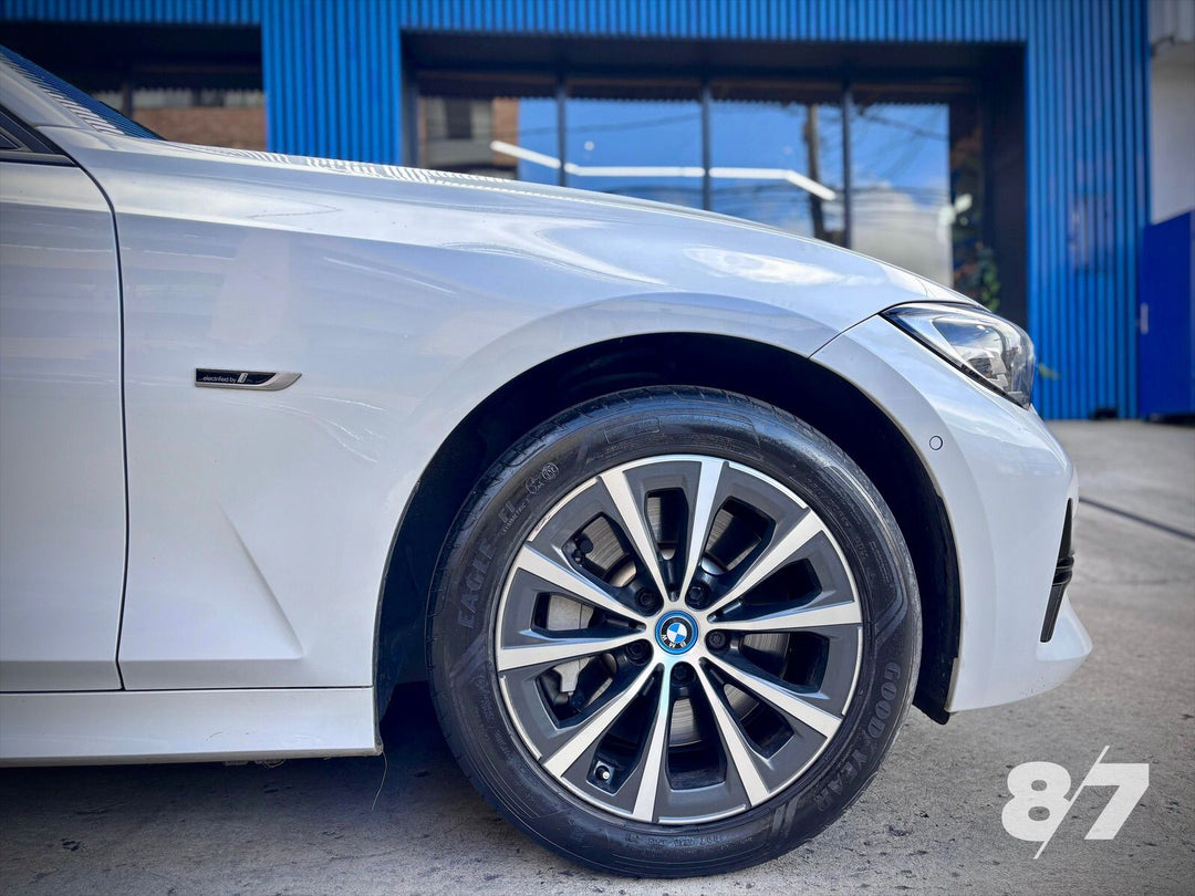 BMW 330E PLUG-IN HYBRID