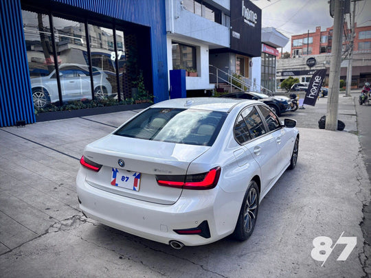 BMW 330E PLUG-IN HYBRID